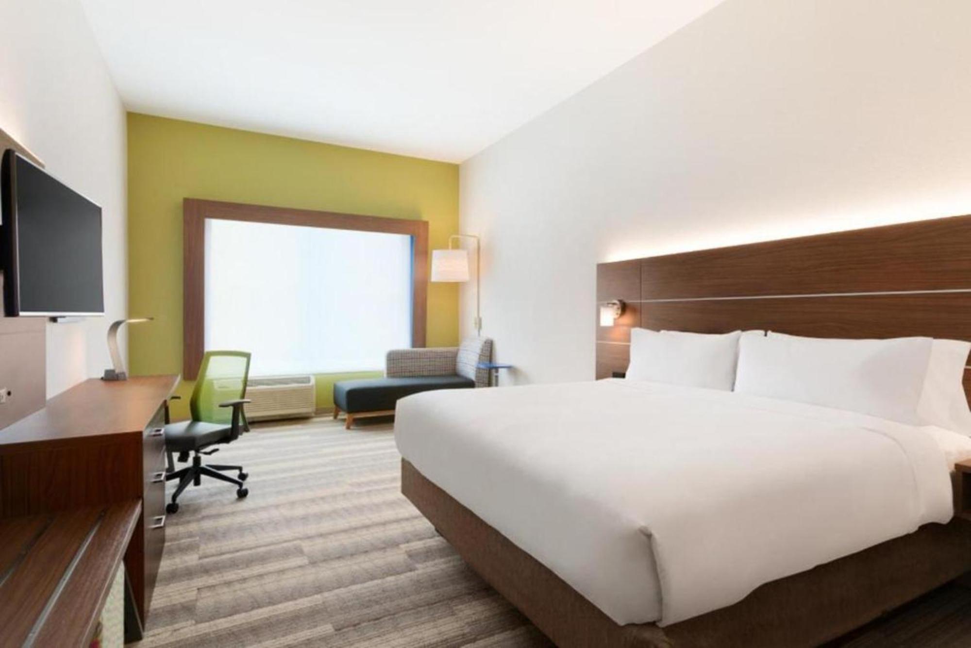 Holiday Inn Express & Suites - Cincinnati Ne - Red Bank Road By Ihg Exterior foto