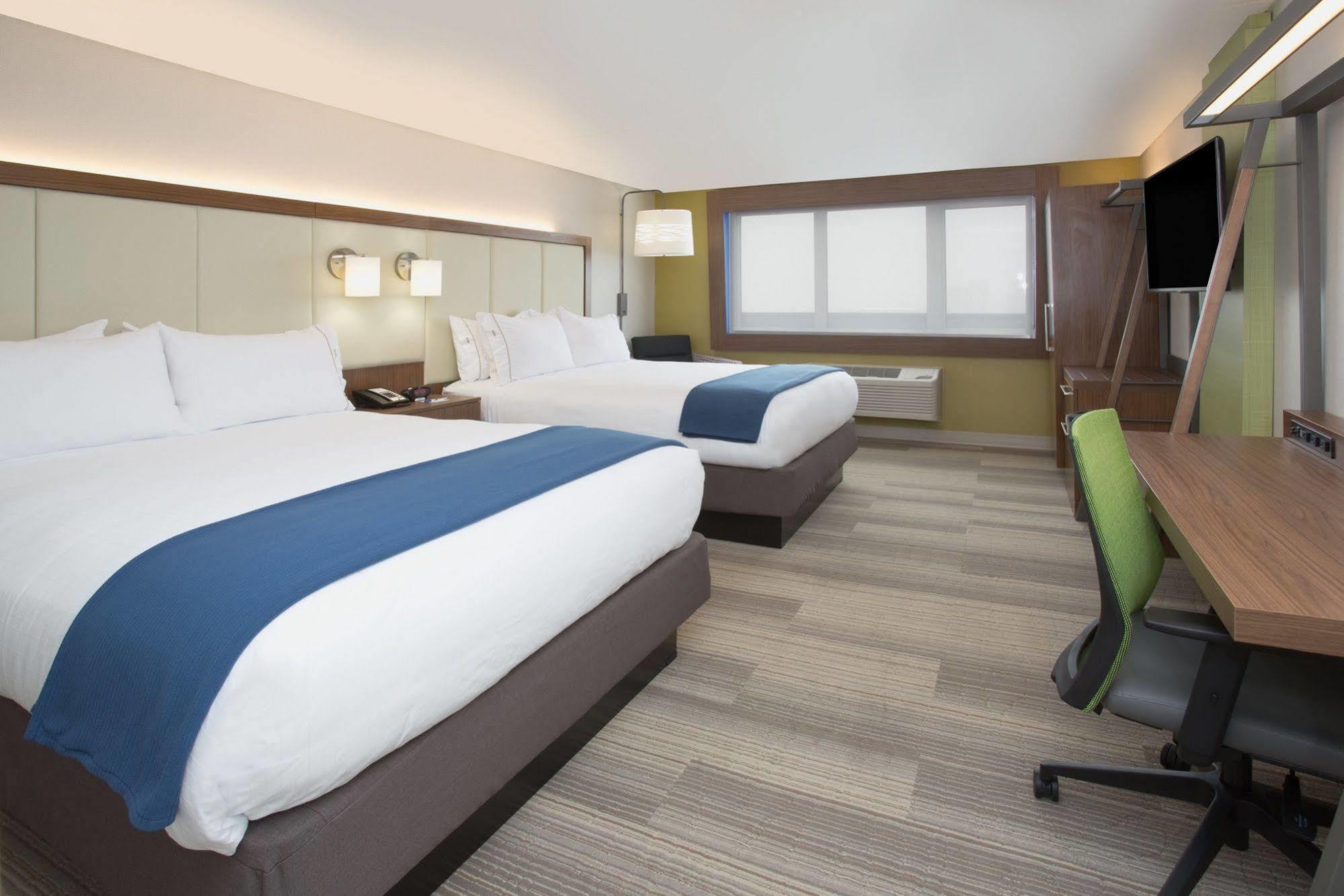 Holiday Inn Express & Suites - Cincinnati Ne - Red Bank Road By Ihg Exterior foto